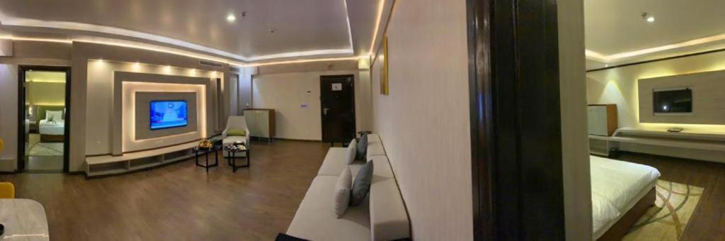 The District Hotel Najran Eksteriør bilde